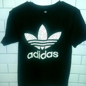 Adidas t shirt men's small us